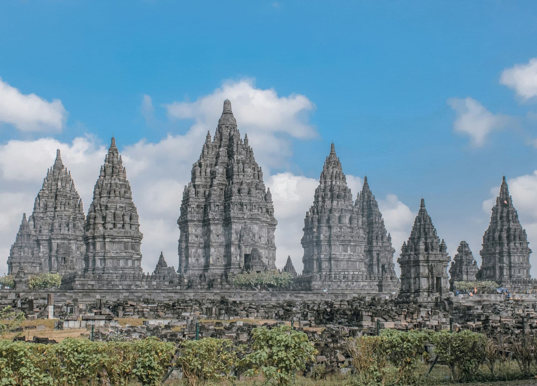 Indonesia eVisa requirements - beautiful Southeast Asian destinations and landmarks for visa travelers