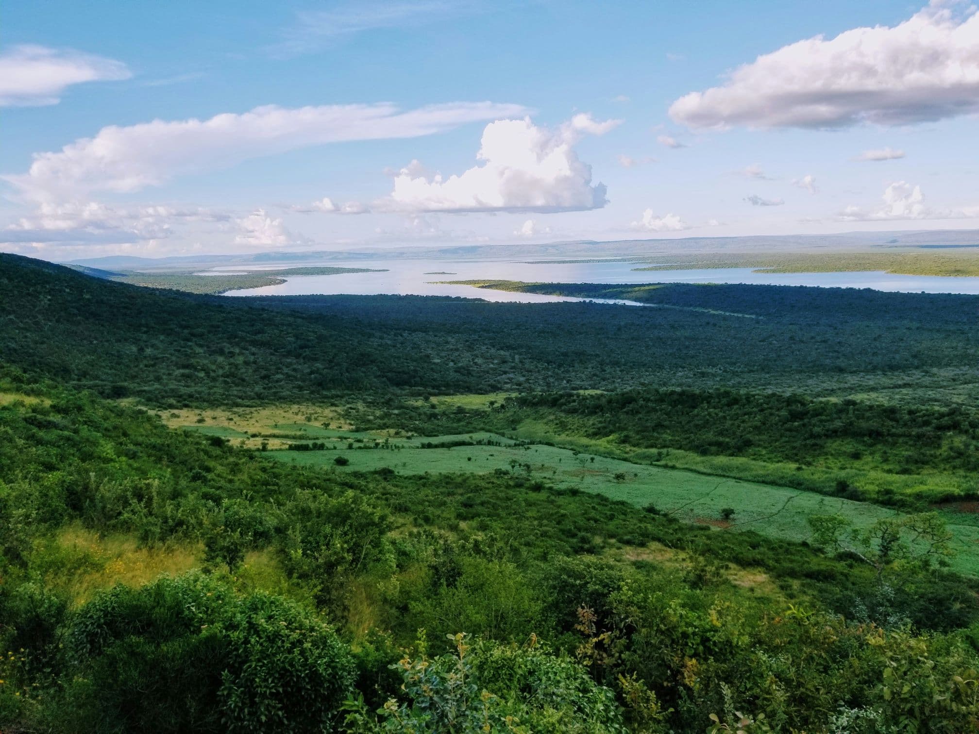 Rwanda eVisa requirements - beautiful East African destinations and landmarks for visa travelers