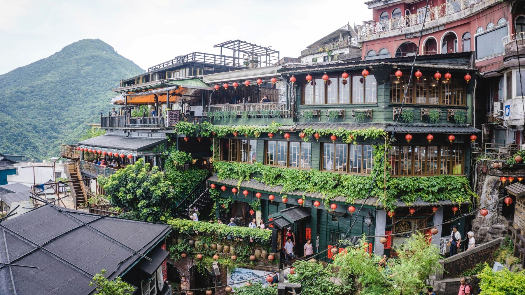 Taiwan eVisa requirements - beautiful East Asian destinations and landmarks for visa travelers